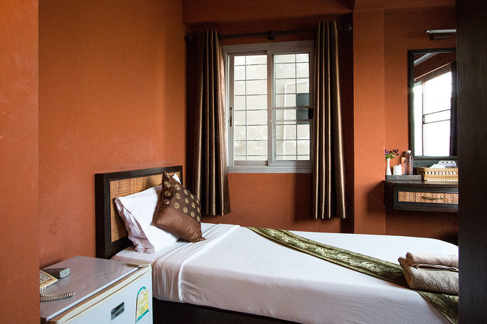 Hotel Pannee Khaosan - Sha 3*